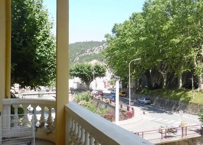 F2 Avec Balcon Et Parking, Proche Cure Et Centre-ville - Amelie-les-bains - Fr-1-703-84 Apartment